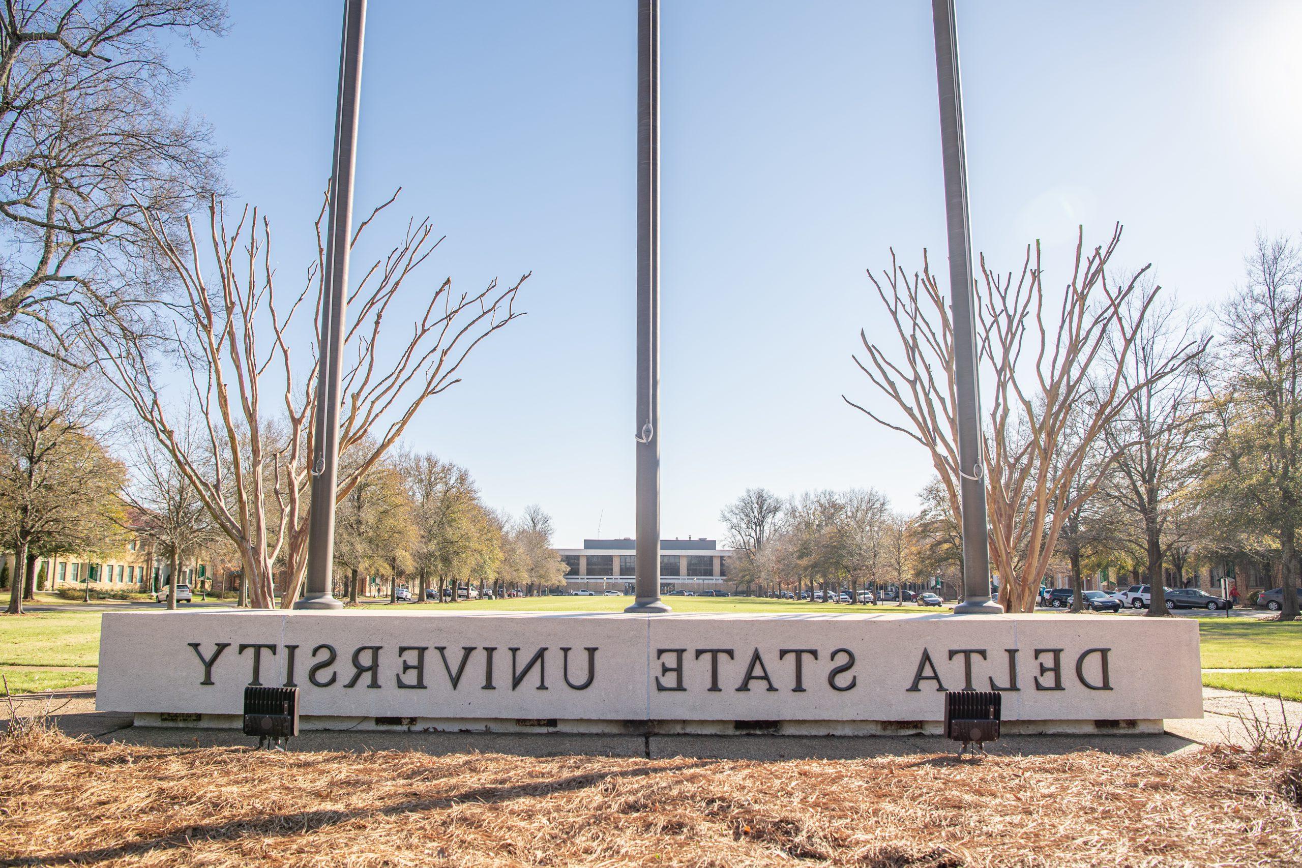 Delta State University front entry to campus at quadrangle.